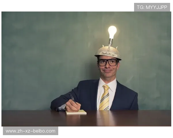 金话筒的博弈：解说台背后的数据战争与人文哲思